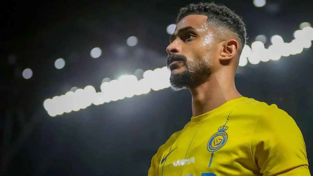 ردًا على رفض انتقاله للاتحاد: تصرف مثير من عبد الإله العمري عبر إنستغرام (صورة)