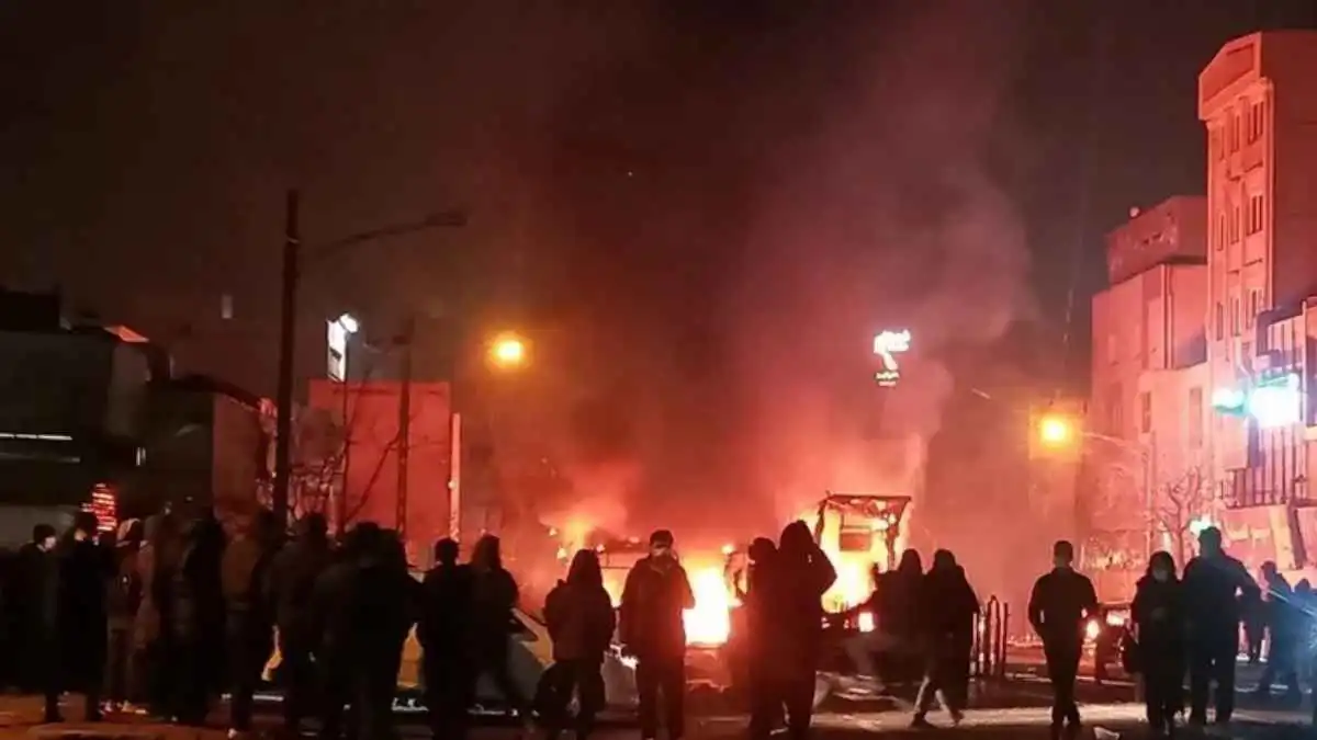 فرضت عقوبات جديدة.. كندا تكشف رغبتها بتغيير النظام في إيران