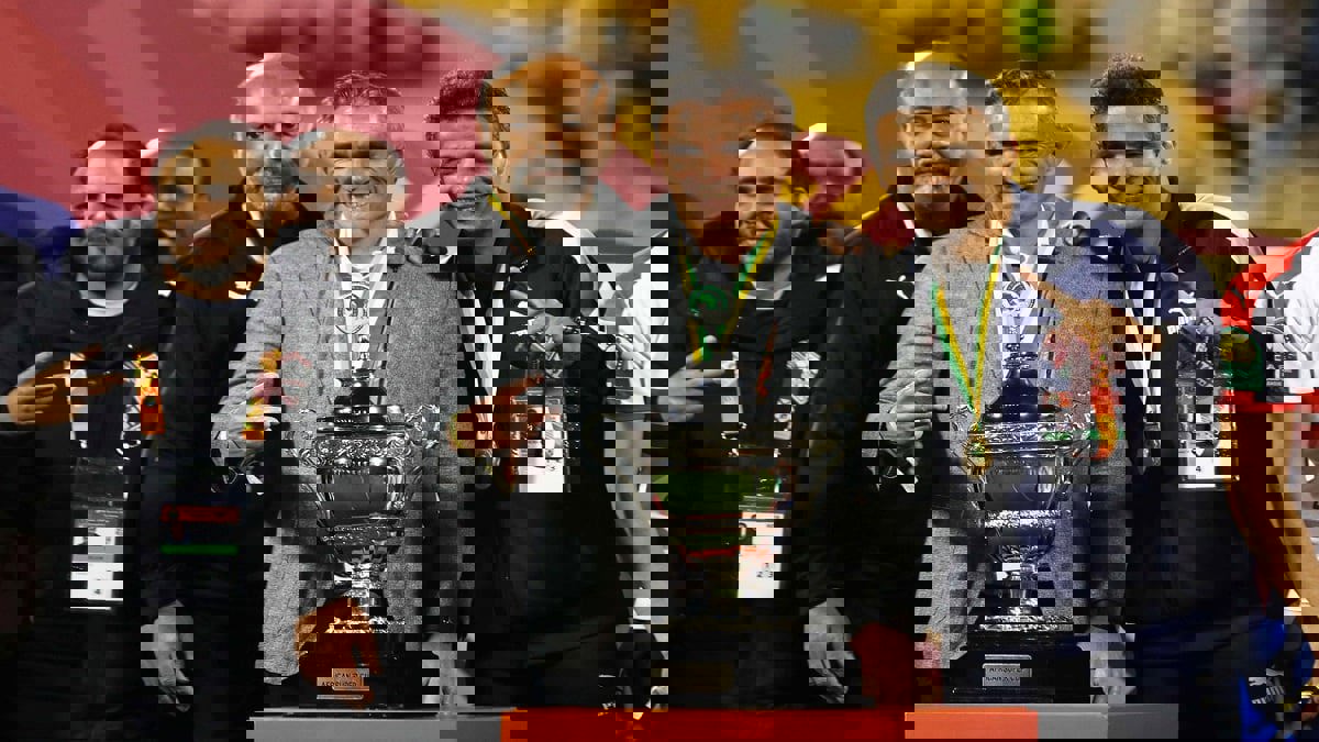 الزمالك المصري يعلن التجديد لكارتيرون ويكشف موعد توقيع العقود