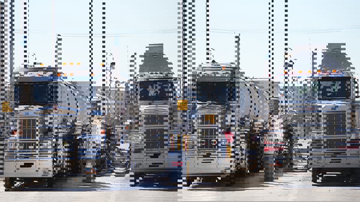 استقرار أسعار النفط عند 90 دولارا