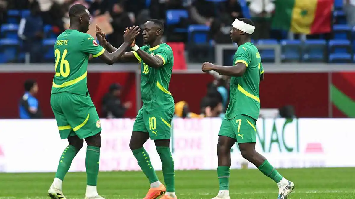 7 أسباب مهمة.. لماذا سحب "كاف" كأس إفريقيا من منتخب السنغال؟