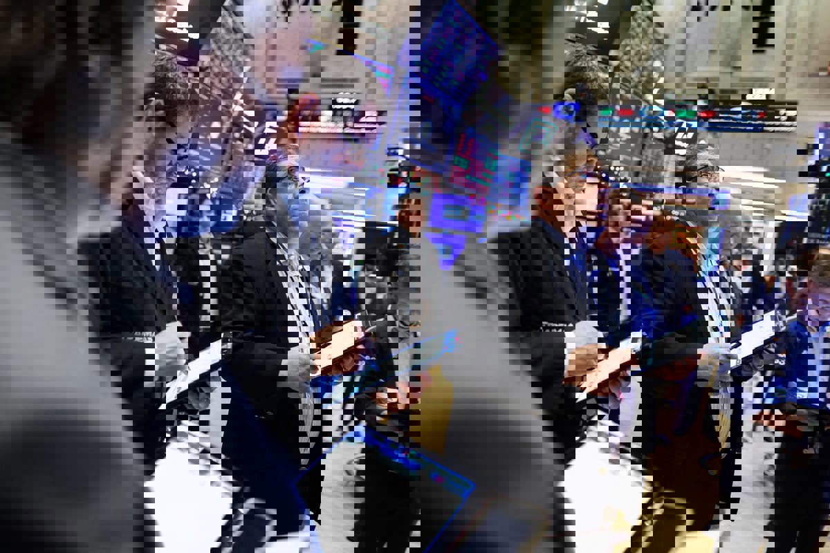 2024 عام الانتقال إلى نظام اقتصادي جديد‎ بالنسبة للمستثمرين