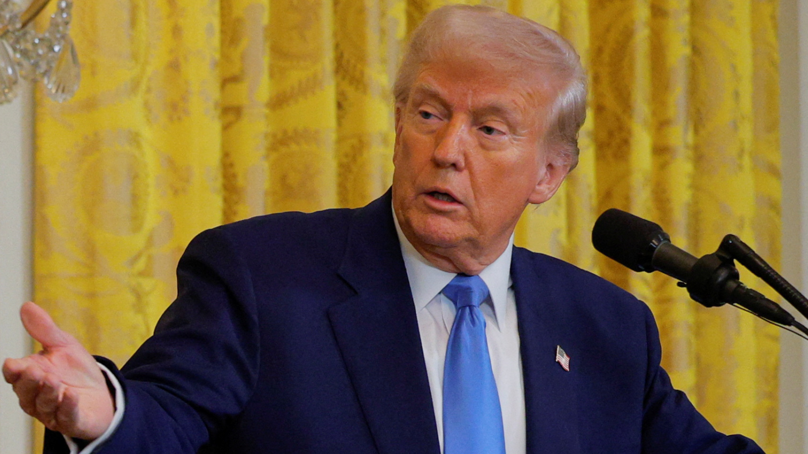 تغييرات ترامب في البنتاغون تسلّط الضوء على الجيش سياسيا