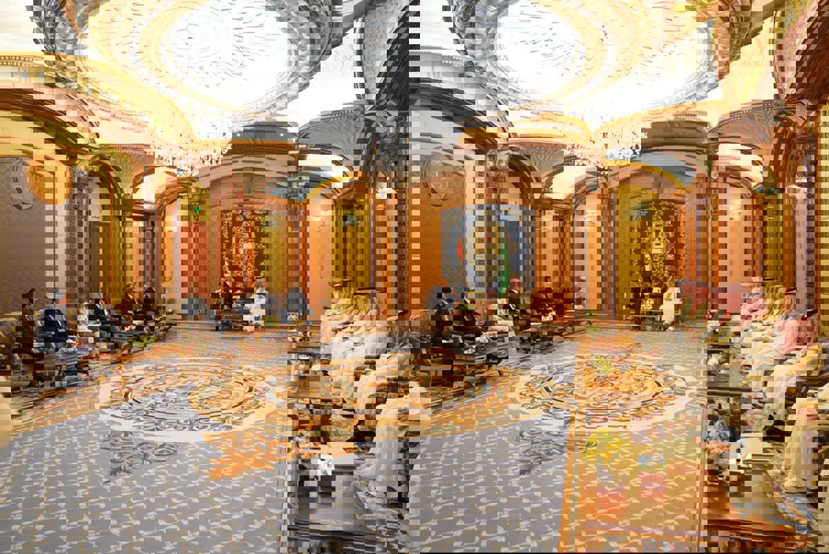 ولي العهد السعودي يجري محادثات مع الرئيس السوري