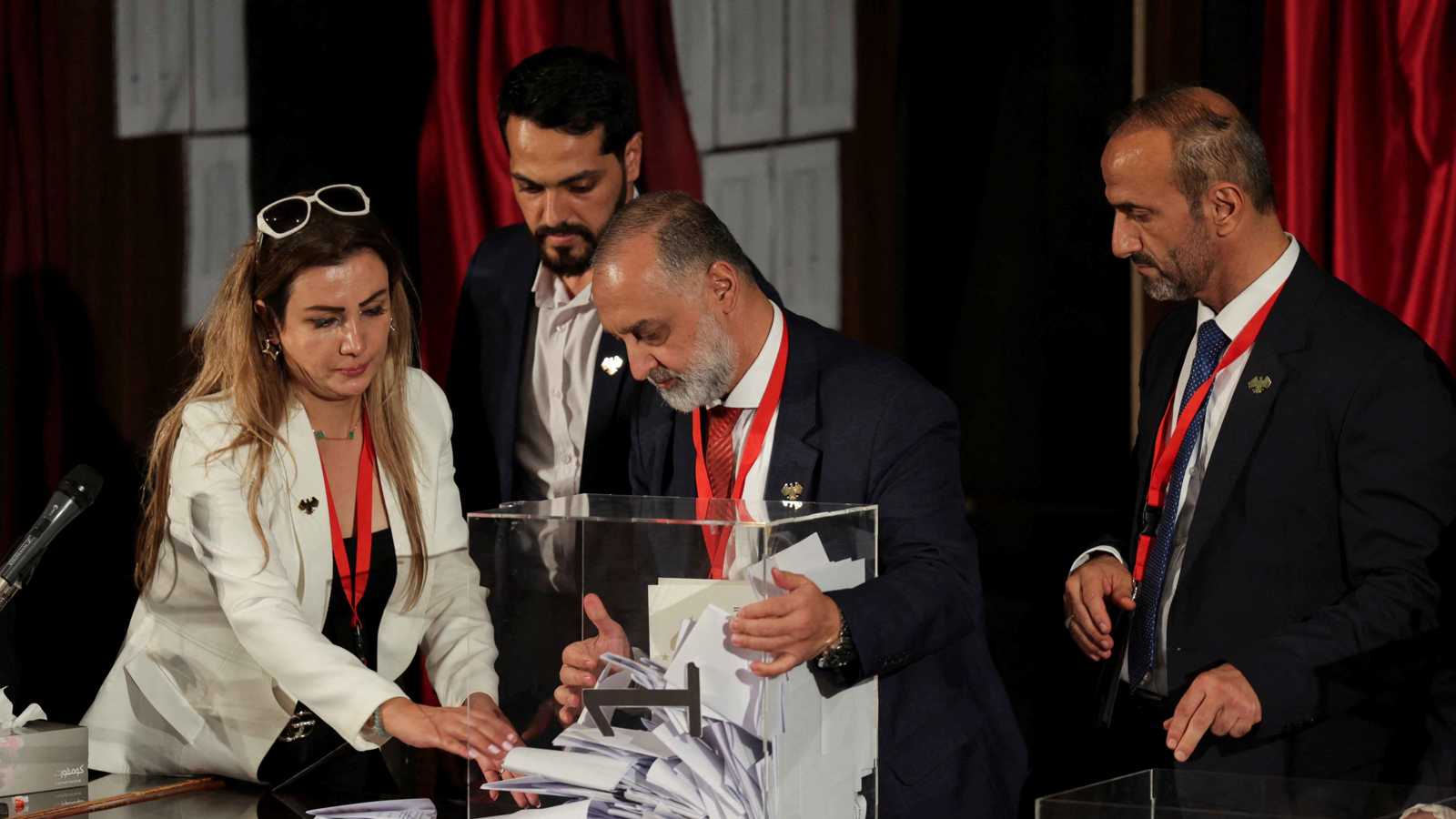 الداخلية السورية تعلن انتهاء انتخابات مجلس الشعب بنجاح