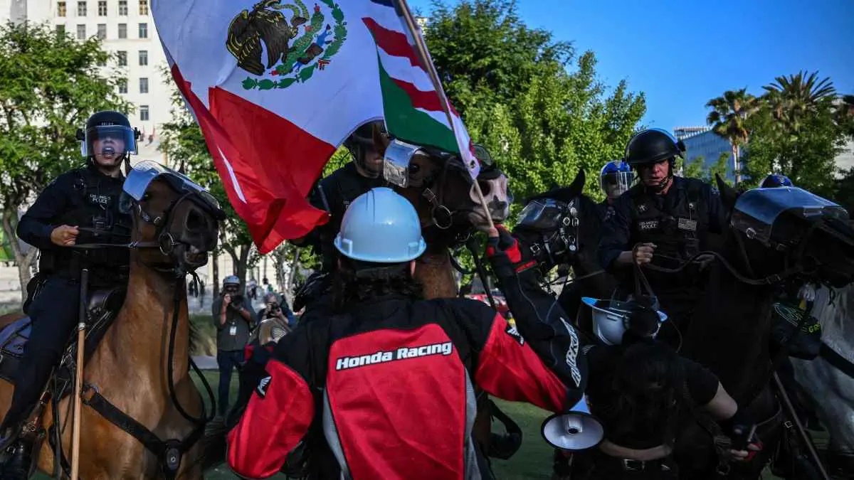 "الاستثمار في الفوضى".. لوس أنجلوس تتحول إلى ساحة صراع بين ترامب والديمقراطيين