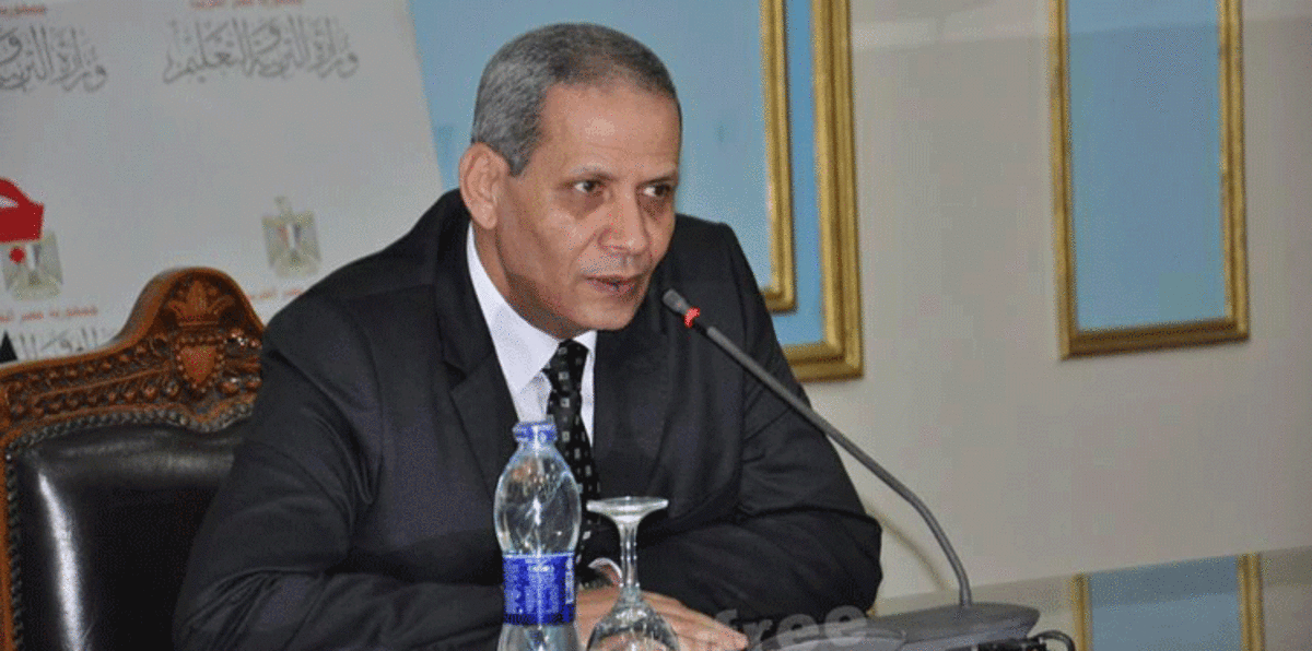 نواب مصريون يتوعدون بإقالة وزير التربية والتعليم