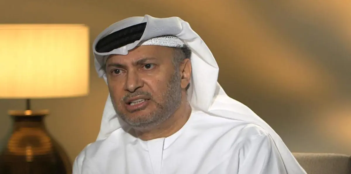 قرقاش يعلق على واقعة حذف اسم قطر من خريطة بمتحف اللوفر أبوظبي