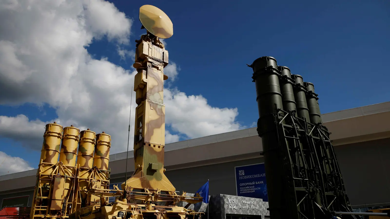 الغارديان: لجوء روسيا للخيار النووي "أمر مستبعد"