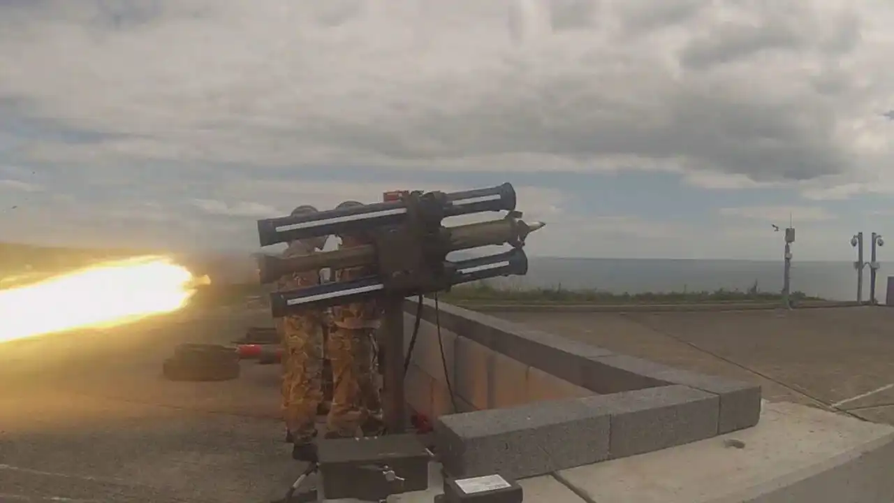 مئات الصواريخ البريطانية تصل أوكرانيا قبل الموعد