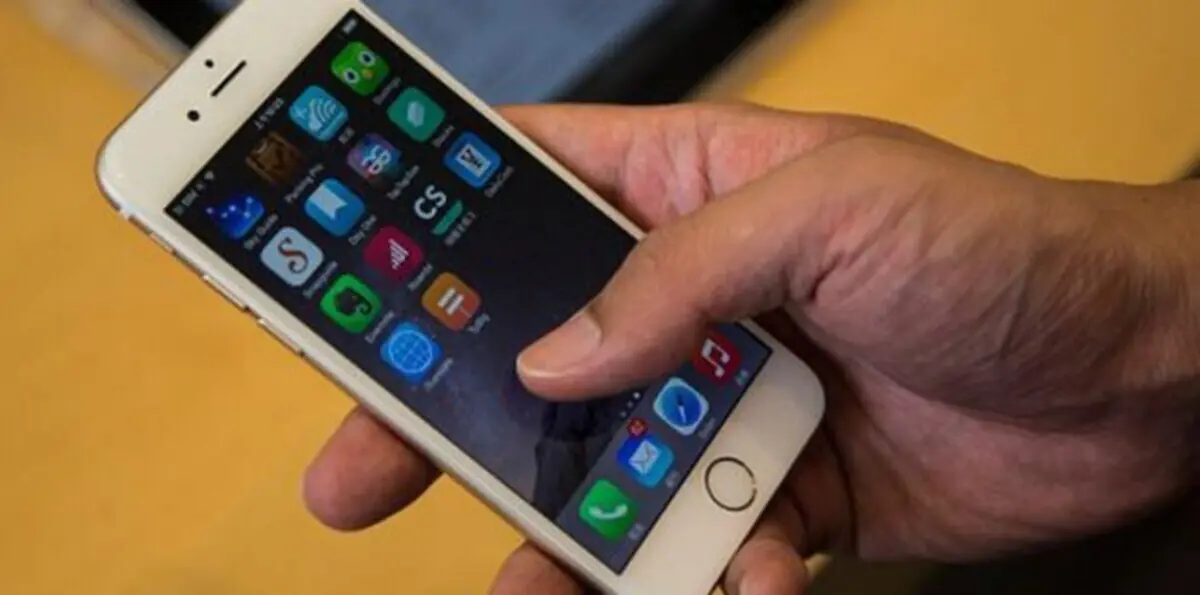 أبل تعترف: عمر "آيفون" لا يتجاوز 3 سنوات