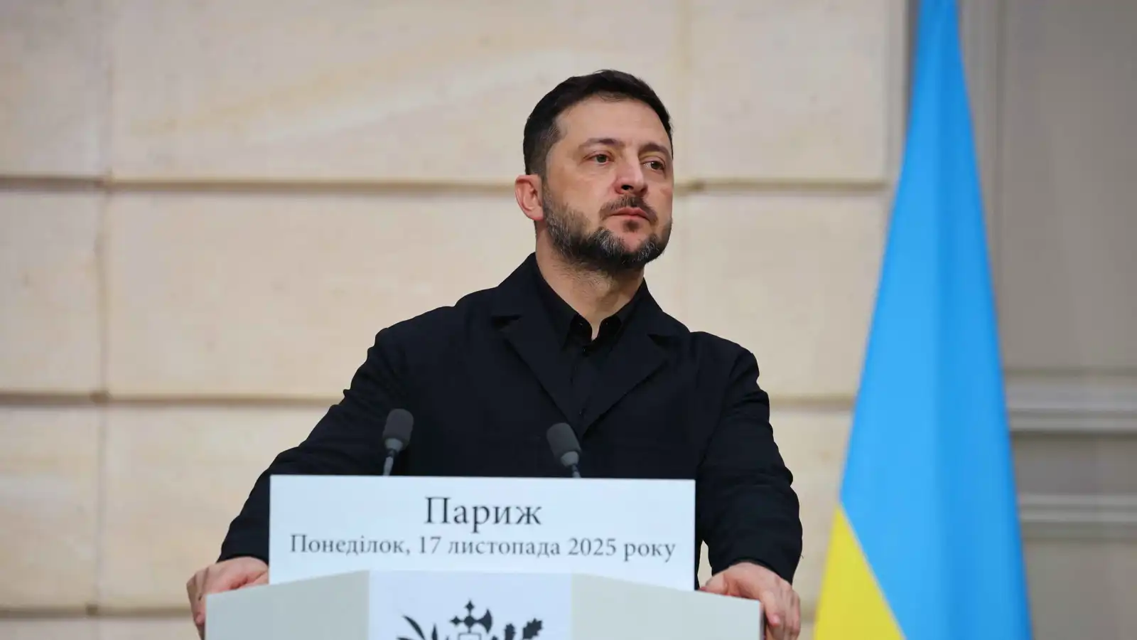 "مفترق طرق".. ترامب يضيق الخيارات أمام زيلينسكي بشأن خطة السلام