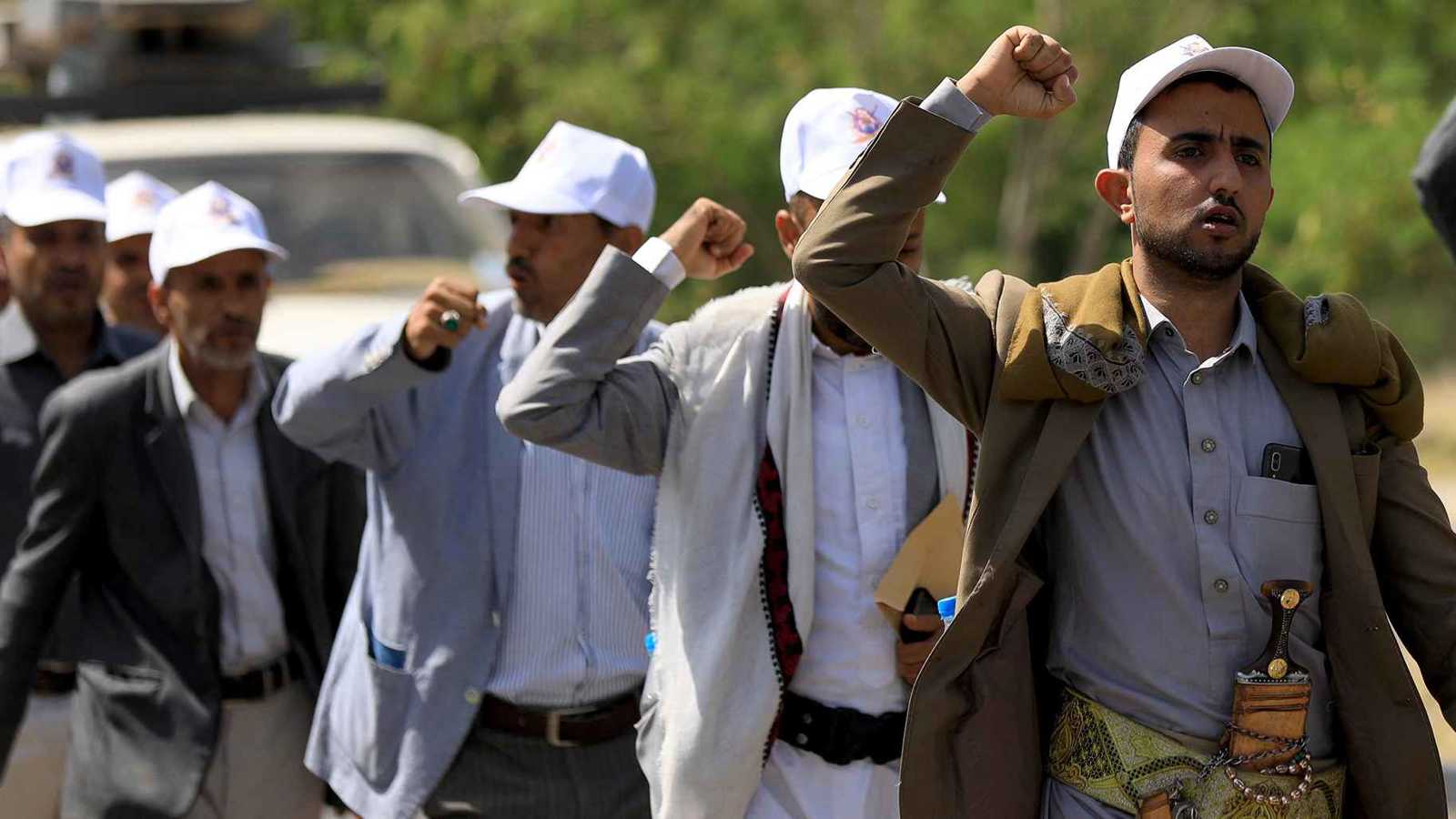 تجار صنعاء ينتفضون ضد تعديلات الحوثيين الجمركية (فيديو)