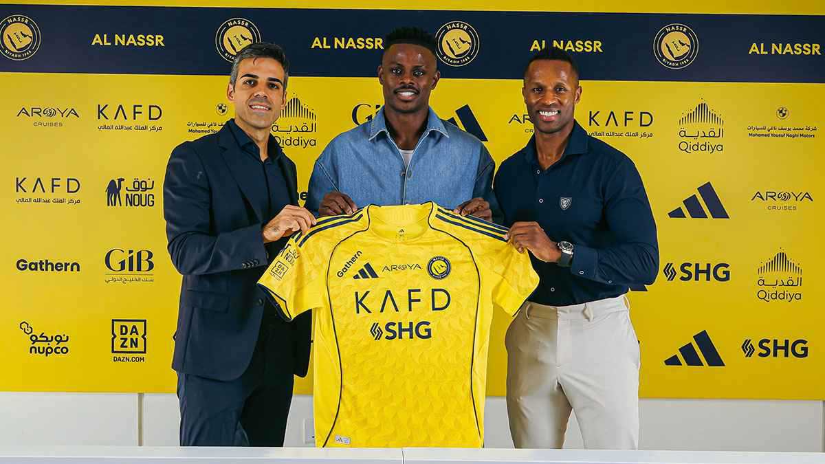 تعامل سيئ أمام المرمى.. السالمي يرعب جمهور النصر بسبب كمارا (فيديو)