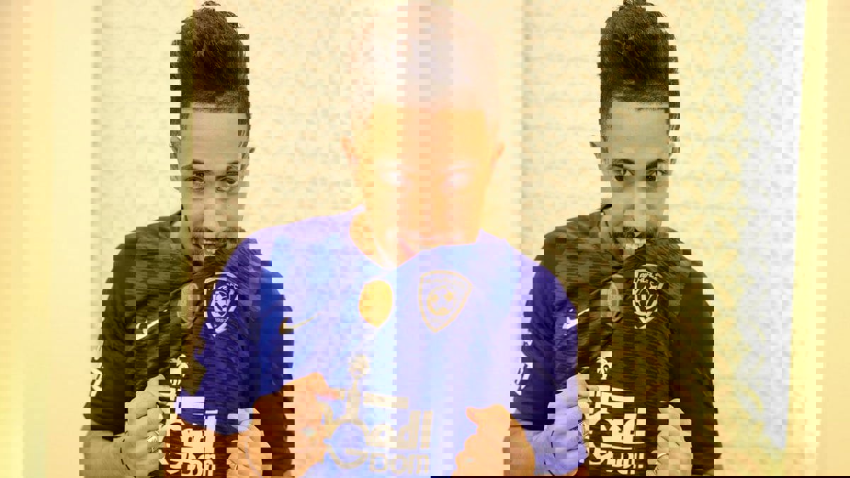 هتان باهبري يكشف كواليس انضمامه لنادي الهلال السعودي ومحاولات النصر لاختطافه (فيديو)