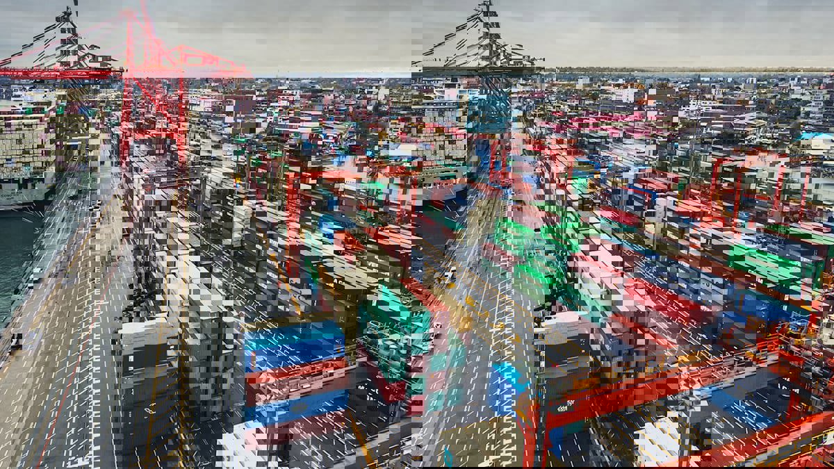 موانئ دبي العالمية تنسحب من عرض لخصخصة ميناء حيفا