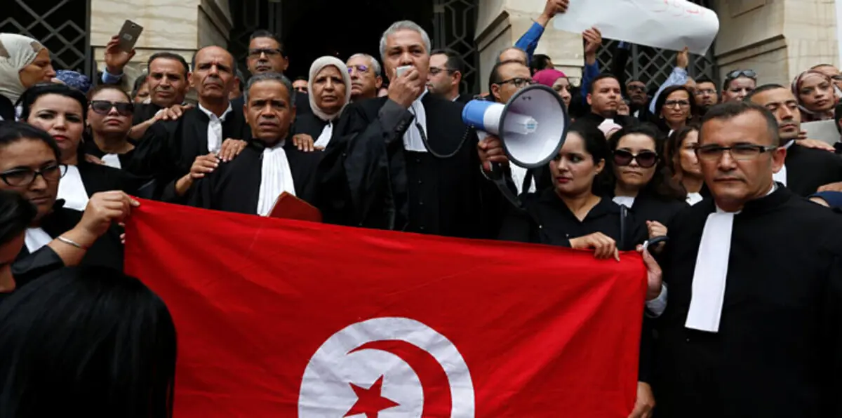 محامو تونس يقررون الإضراب 3 أيام والاعتصام في البرلمان