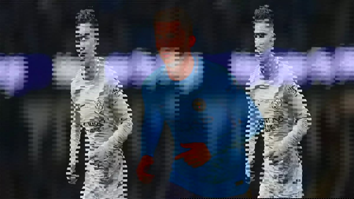 جراحة في الركبة تحرم مانشستر سيتي من جهود إيمريك لابورت