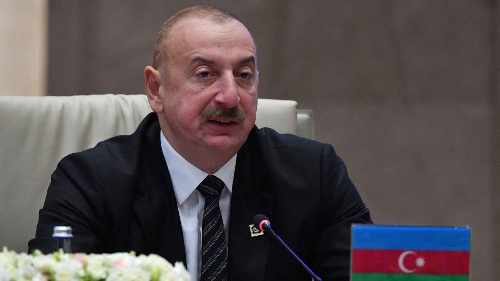 أذربيجان تستدعي القائم بأعمال سفارة إيران بسبب "حملة ممنهجة" ضد رئيسها