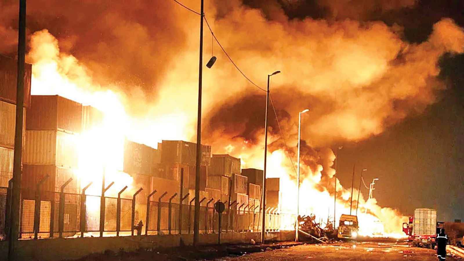 صحيفة إيرانية تكشف رقما مذهلا عن خسائر ميناء رجائي