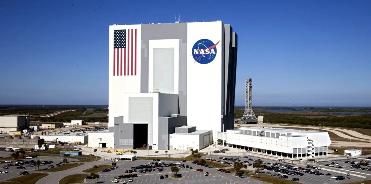 طفل يتقدم بطلب وظيفة "حارس النجوم" في ناسا.. وهذا كان رد الوكالة (صور)