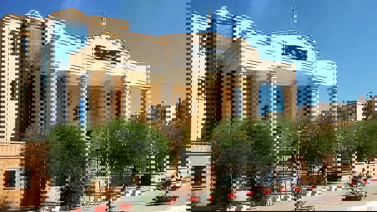 الجزائر.. أحكام بالسجن لمعارضين بسبب منشورات عبر فيسبوك