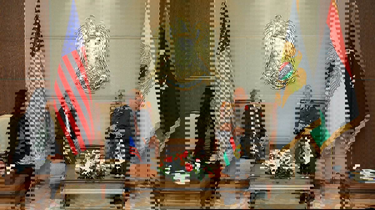  حفتر يستقبل السفير الأمريكي لدى ليبيا في بنغازي