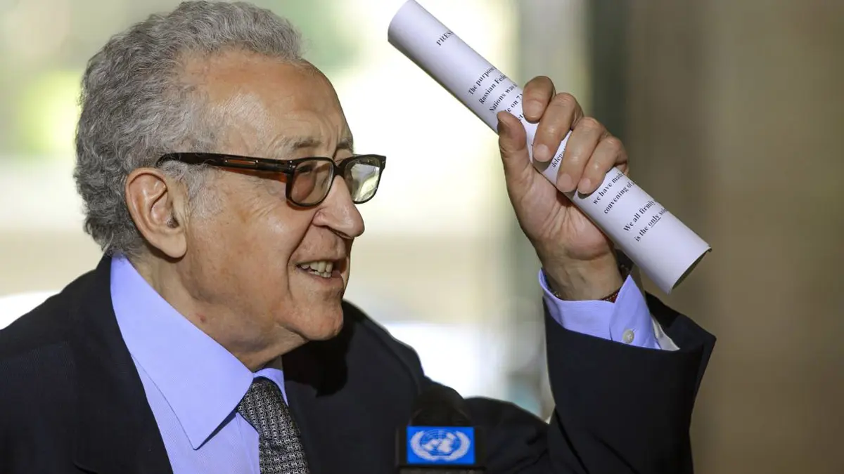 الأخضر الإبراهيمي: تعييني على رأس الندوة الوطنية "كلام فارغ"