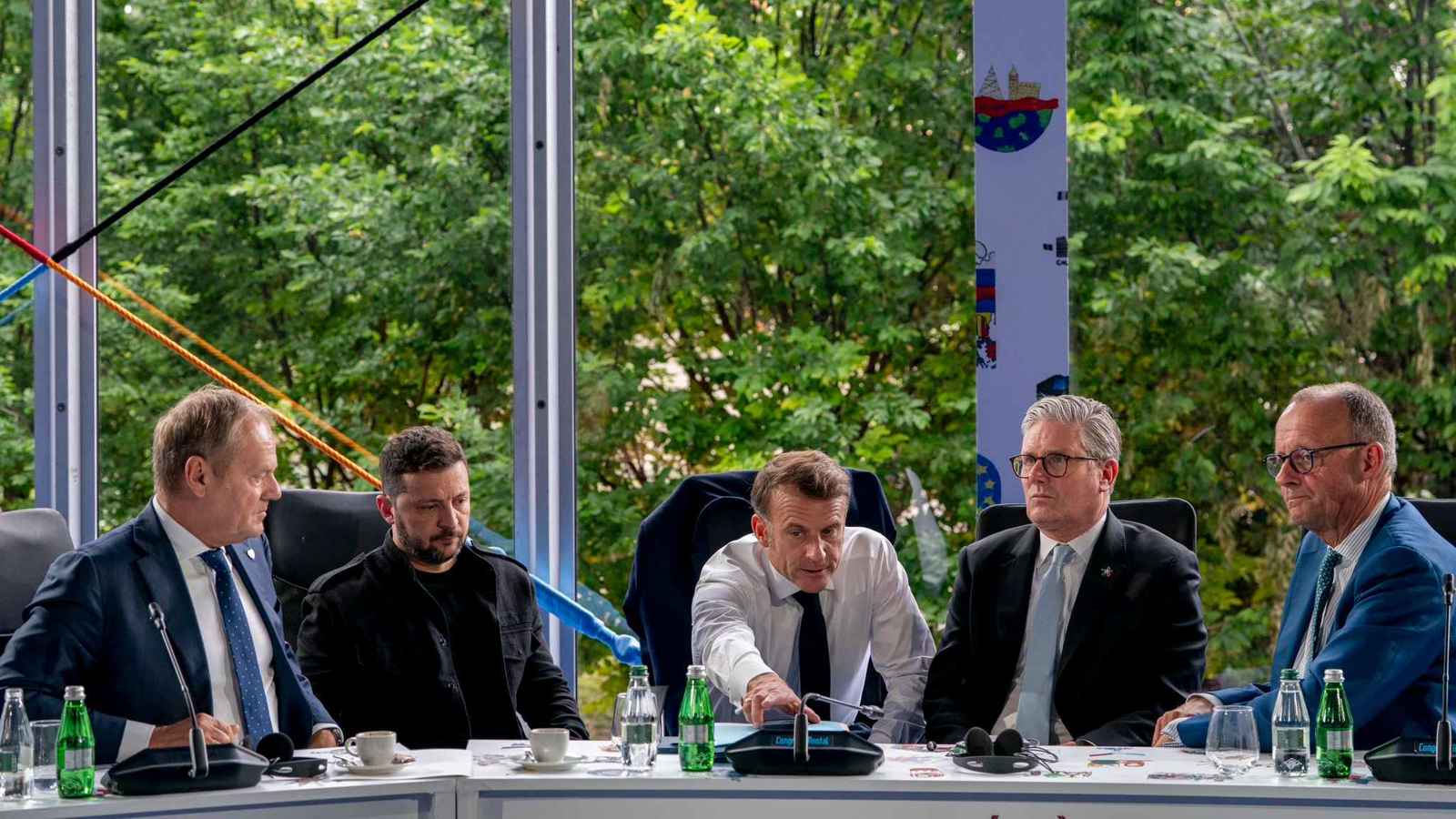 ماكرون ينتقد الرفض الروسي لوقف إطلاق النار في أوكرانيا