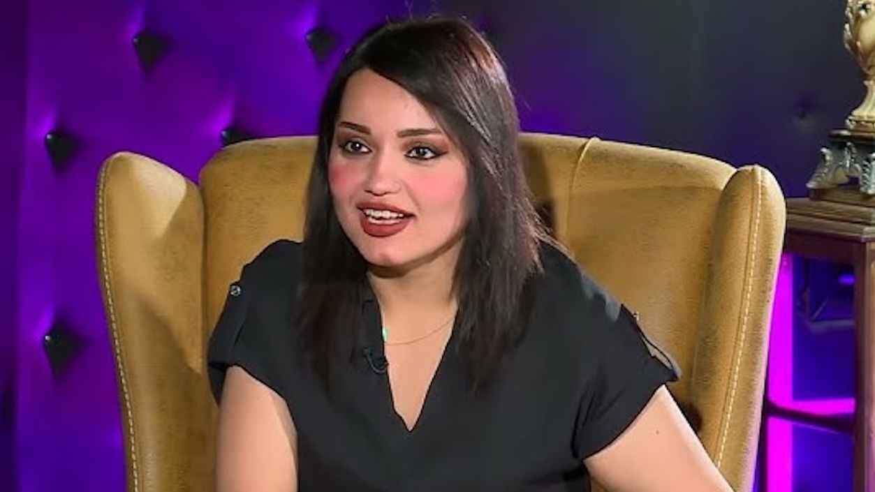 "مشهورة" عراقية تتسبب بإيقاف برنامج تلفزيوني.. ماذا حدث؟ (فيديو)