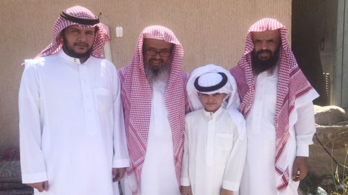 ماذا قال شقيق خويتم الحارثي لأسرة قاتل ابن أخيه الطفل معتز؟ 