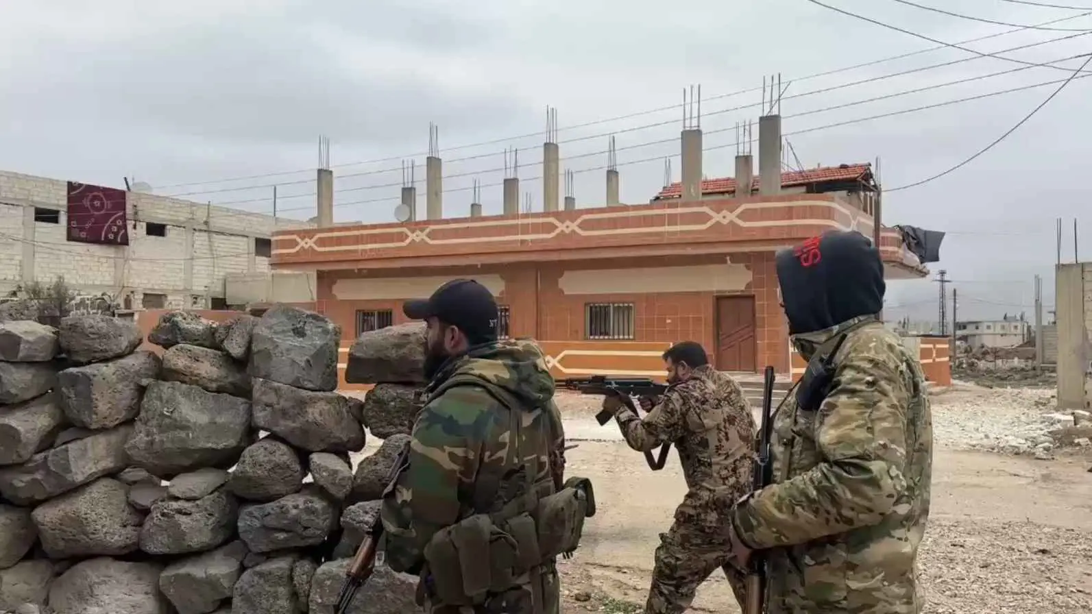 ارتفاع حصيلة القتلى في اشتباكات الصنمين بريف درعا