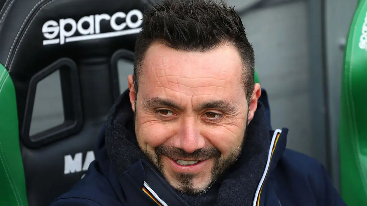 نادي الشباب السعودي يسعى للتعاقد مع المدرب الإيطالي روبرتو دي زيربي