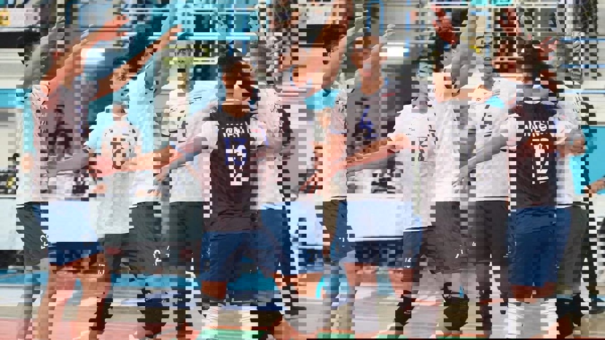 الاعتداء على منتخب مصر للطائرة للشباب بعد فوزه ببطولة أفريقيا في تونس (فيديو)