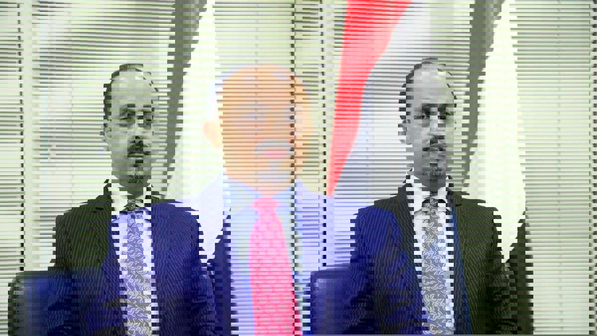 الحكومة اليمنية تدين إعدام وصلب مدنيين على يد ميليشيا الحوثي في محافظة تعز