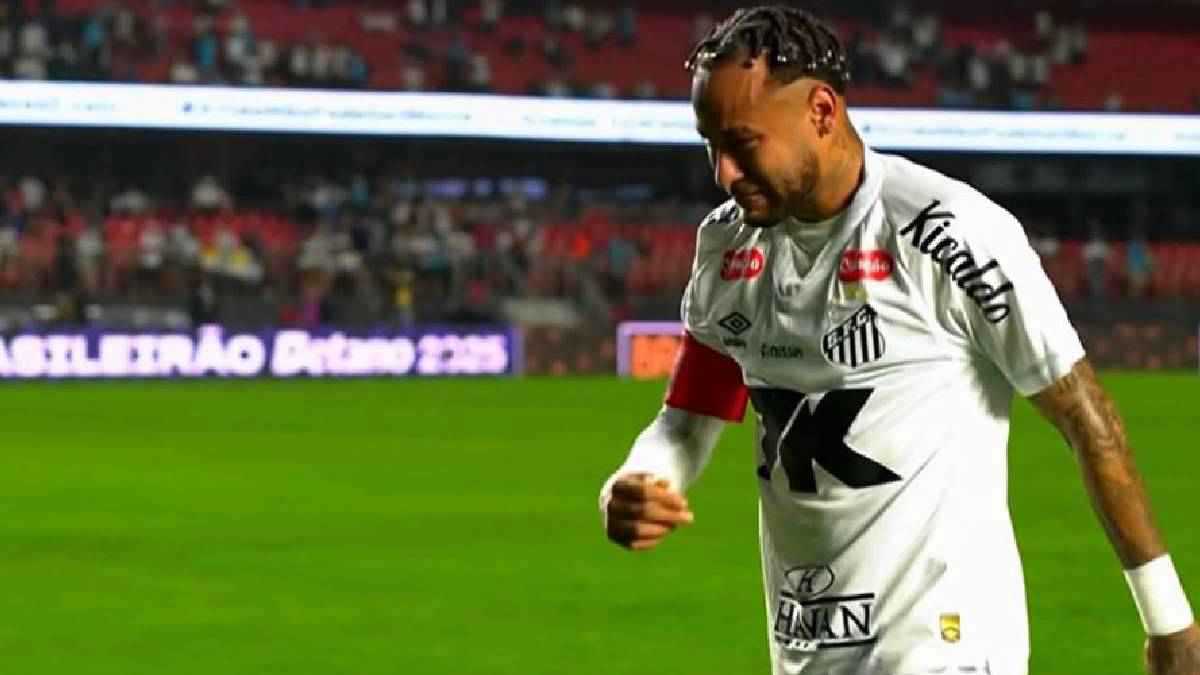 بكاء شديد.. انهيار نيمار بعد فضيحة سانتوس "السداسية" (فيديو)