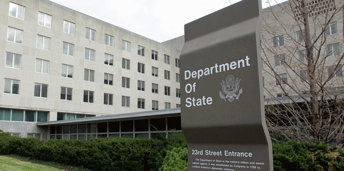 واشنطن تفرض عقوبات على وكالة صينية لشرائها عتادًا عسكريًا من موسكو