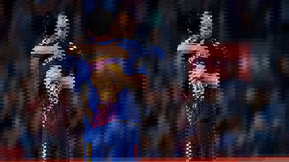 لابورتا يفسر تصريحاته بشأن عودة ميسي وإنييستا لبرشلونة