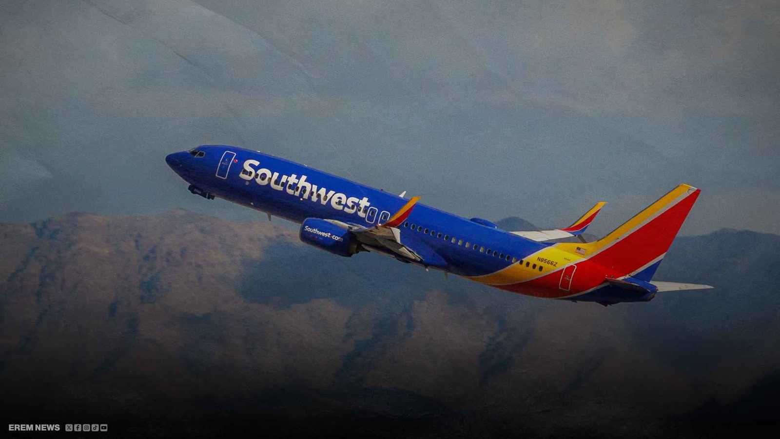 اقتربت منها قاذفة عسكرية.. لحظات ذعر على متن طائرة تجارية (فيديو إرم)