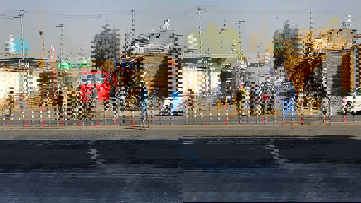 أفغانستان.. مقتل 62 وإصابة 68 جراء انفجار نفذه انتحاري في مسجد شيعي بقندهار