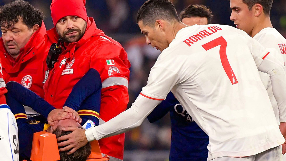 إصابة الرباط الصليبي تضرب الثنائي زانيولو ودميرال خلال مباراة روما ضد يوفنتوس