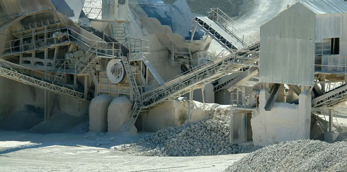 إيران تتخوف من تحول العراق نحو السعودية لاستيراد الأسمنت