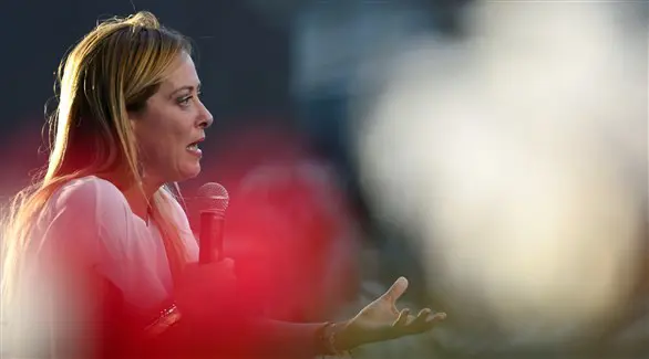 رسميا.. جورجيا ميلوني أول امرأة رئيسة للوزراء في إيطاليا

