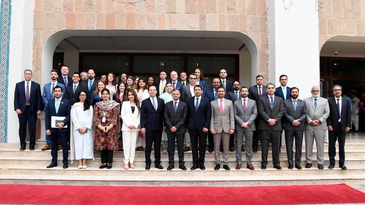 واشنطن وإسلام أباد تعقدان جولة محادثات حول مكافحة الإرهاب