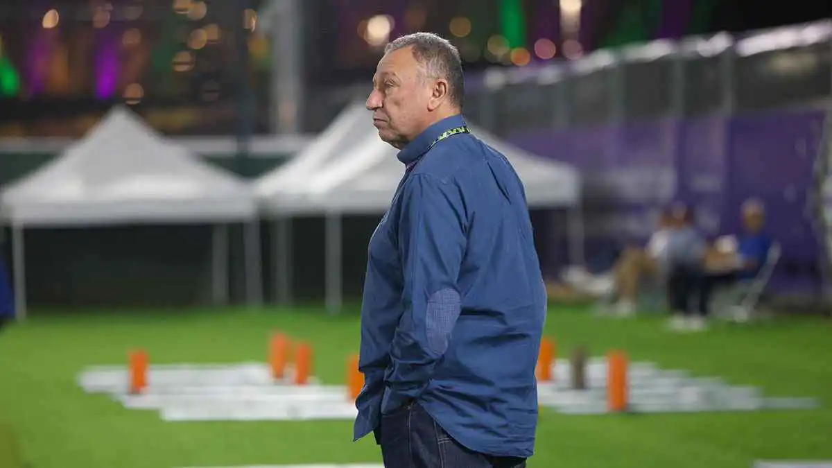 مفاجأة جديدة.. سر "اجتماع الزووم" الذي أبعد محمود الخطيب عن الأهلي (فيديو)