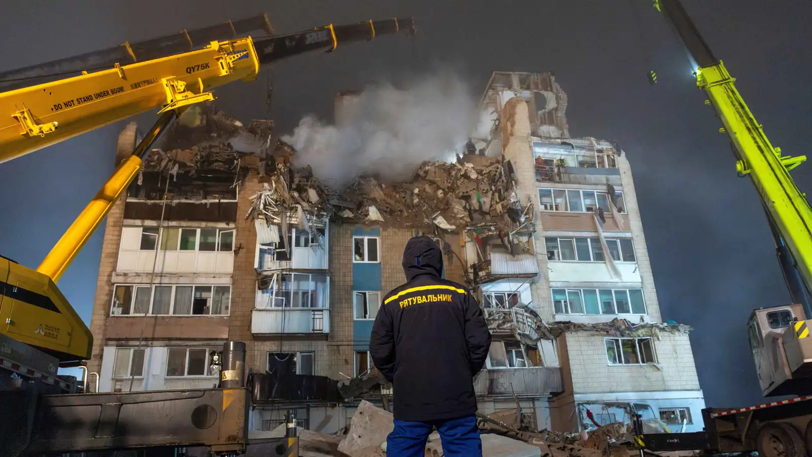 زيلينسكي يعلن حصيلة الهجوم الروسي العنيف على غرب أوكرانيا