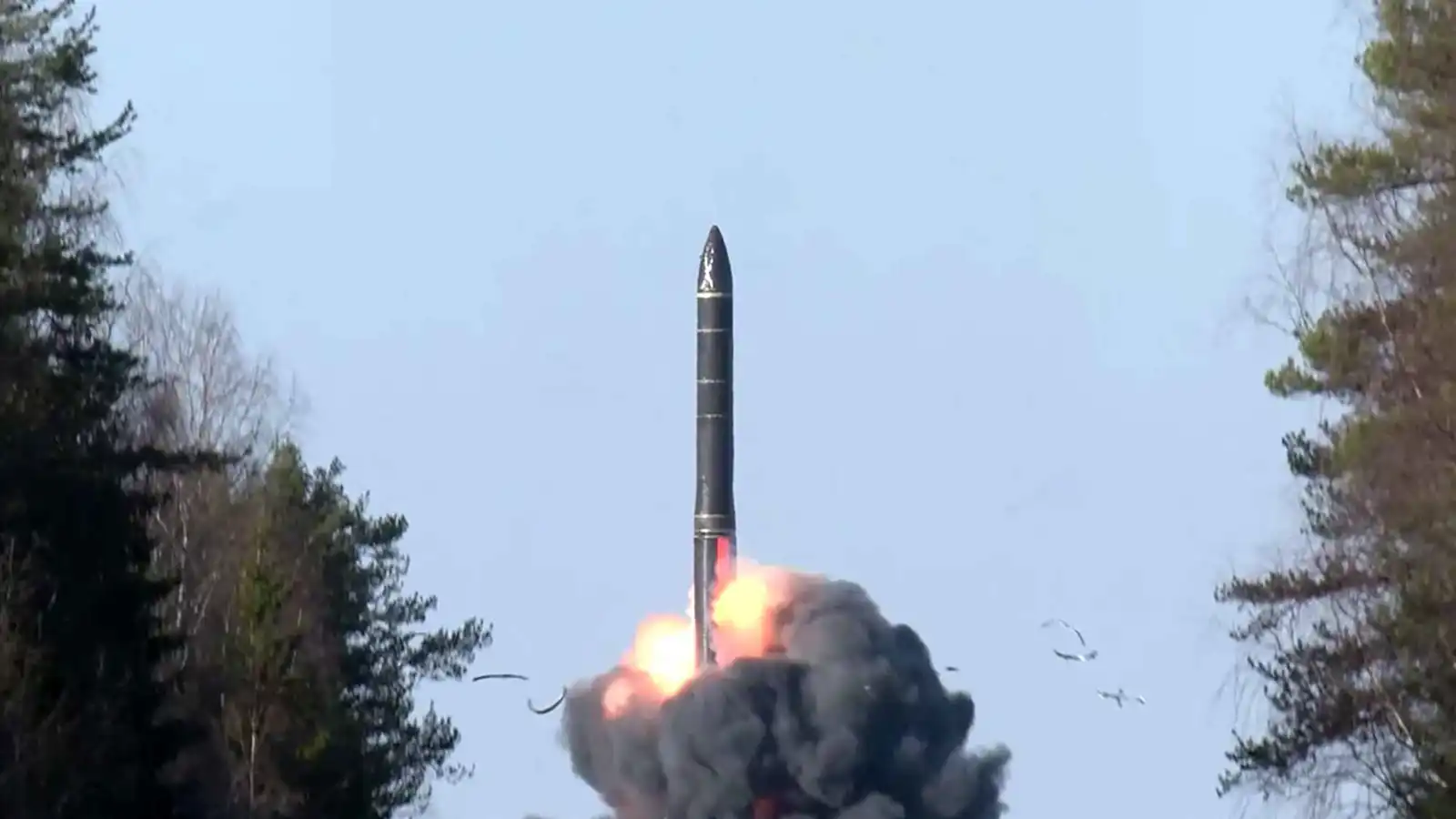 تنفيذا لتوجيهات بوتين.. روسيا تبدأ إجراءات "الاختبارات النووية"