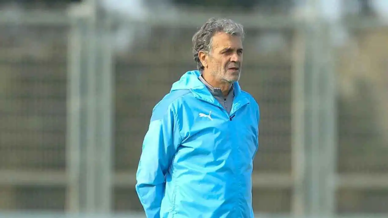 رسميا.. التونسي خالد بن يحيى مدربا جديدا لنادي الاتحاد الليبي