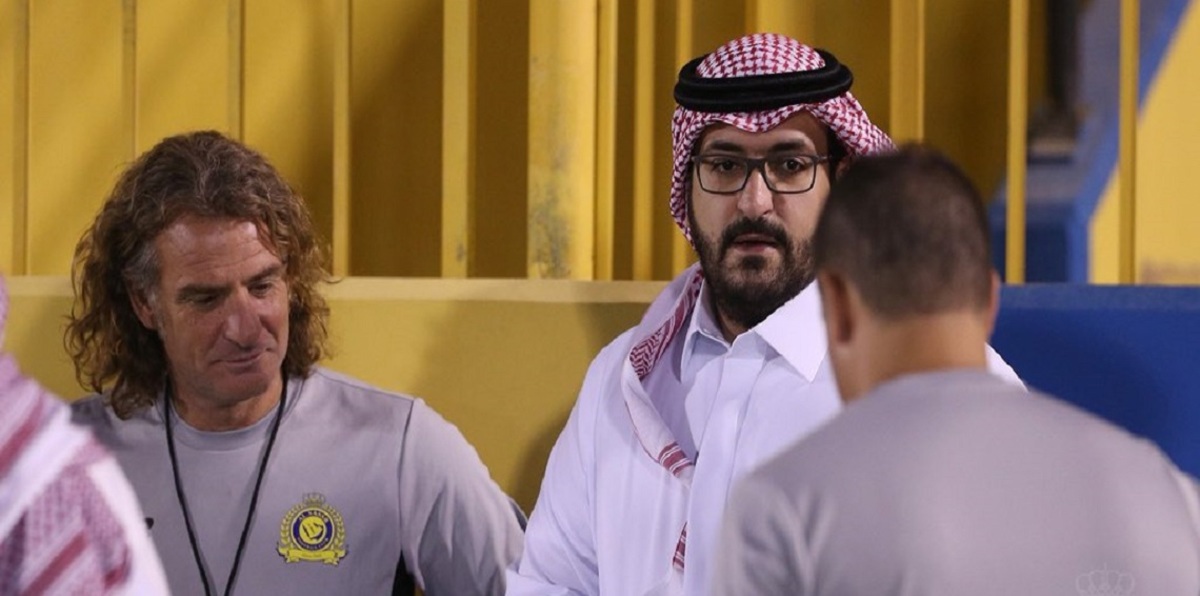 لإساءته للجنة الحكام.. إيقاف وتغريم سعود السويلم رئيس نادي النصر السعودي
