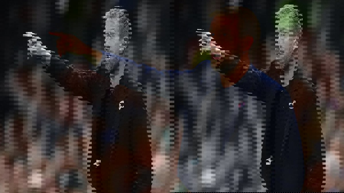 هل سيقيل تشيلسي مدربه غراهام بوتر حال فشل التأهل إلى دوري أبطال أوروبا؟